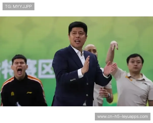 潘江冲入场内被驱逐,山西末段彻底乱套,山西队潘江简介